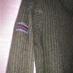 Abercrombie and Fitch crop sweater
